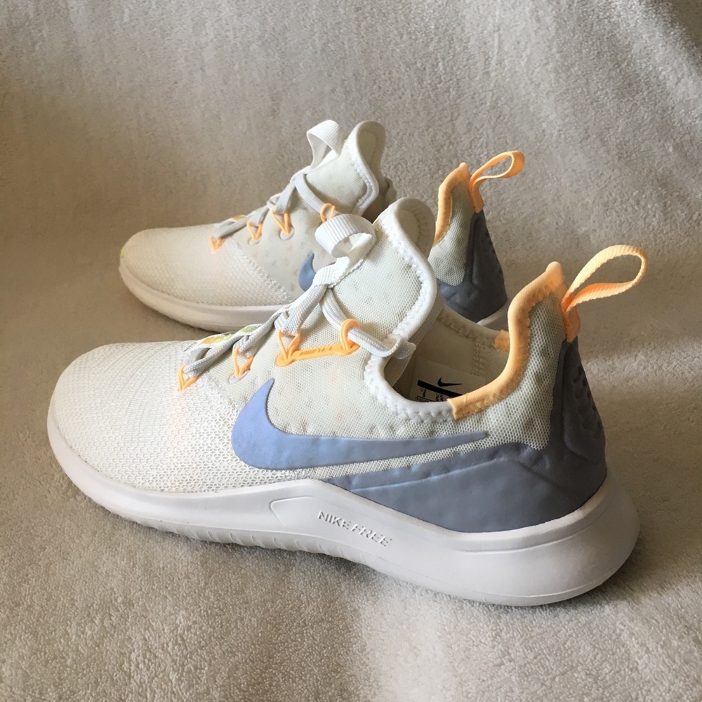 Nike Authentic Women’s Free